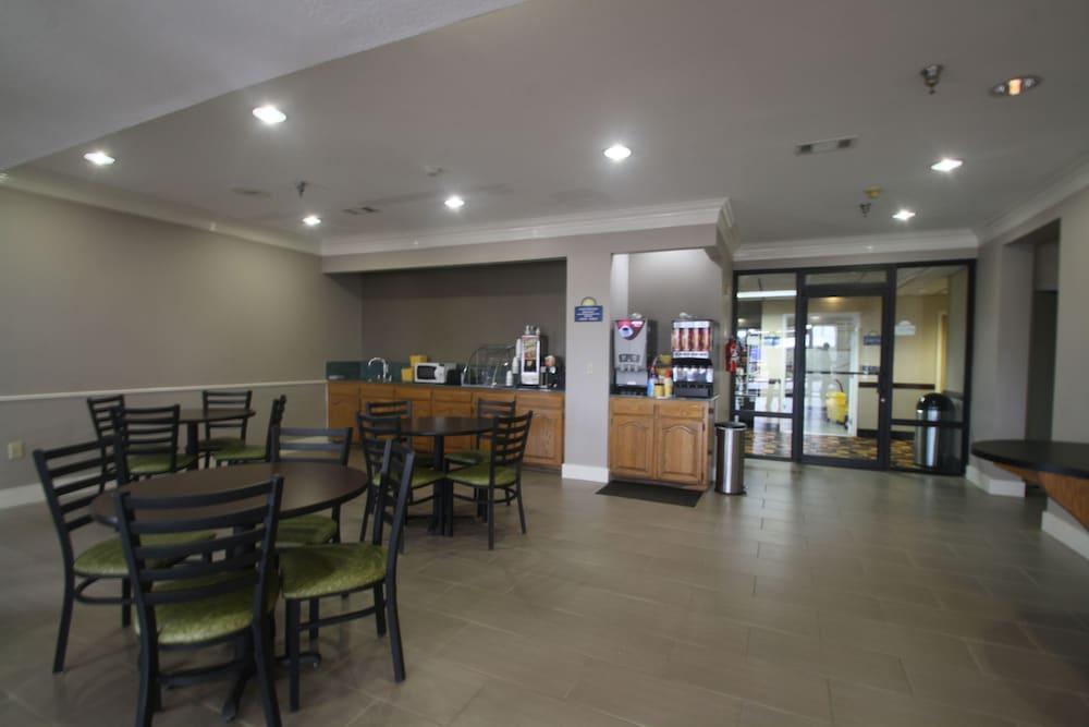 Days Inn By Wyndham Denham Springs-Baton Rouge East Extérieur photo