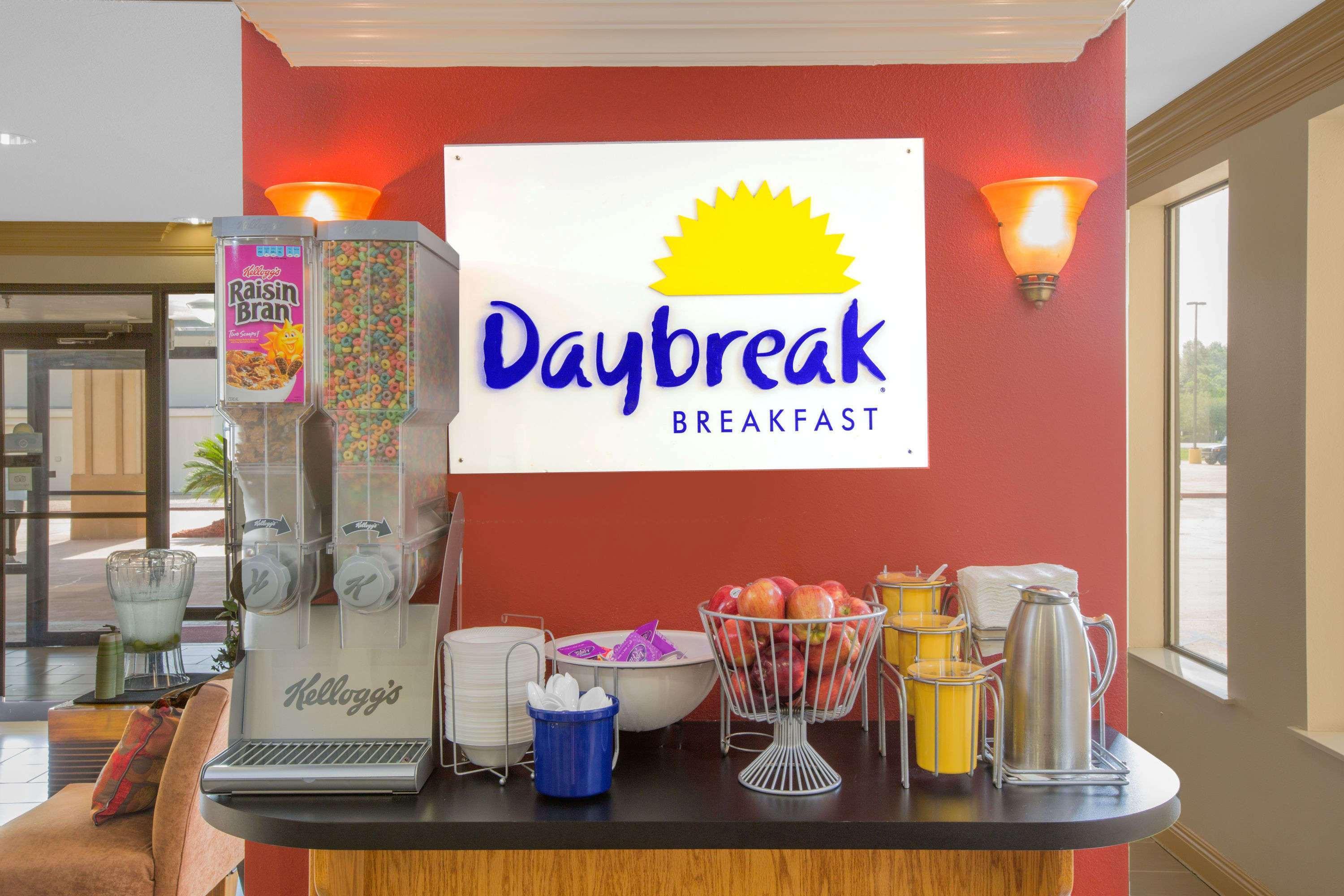 Days Inn By Wyndham Denham Springs-Baton Rouge East Extérieur photo